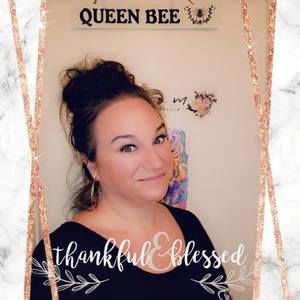 Meet your Posher, Andrea